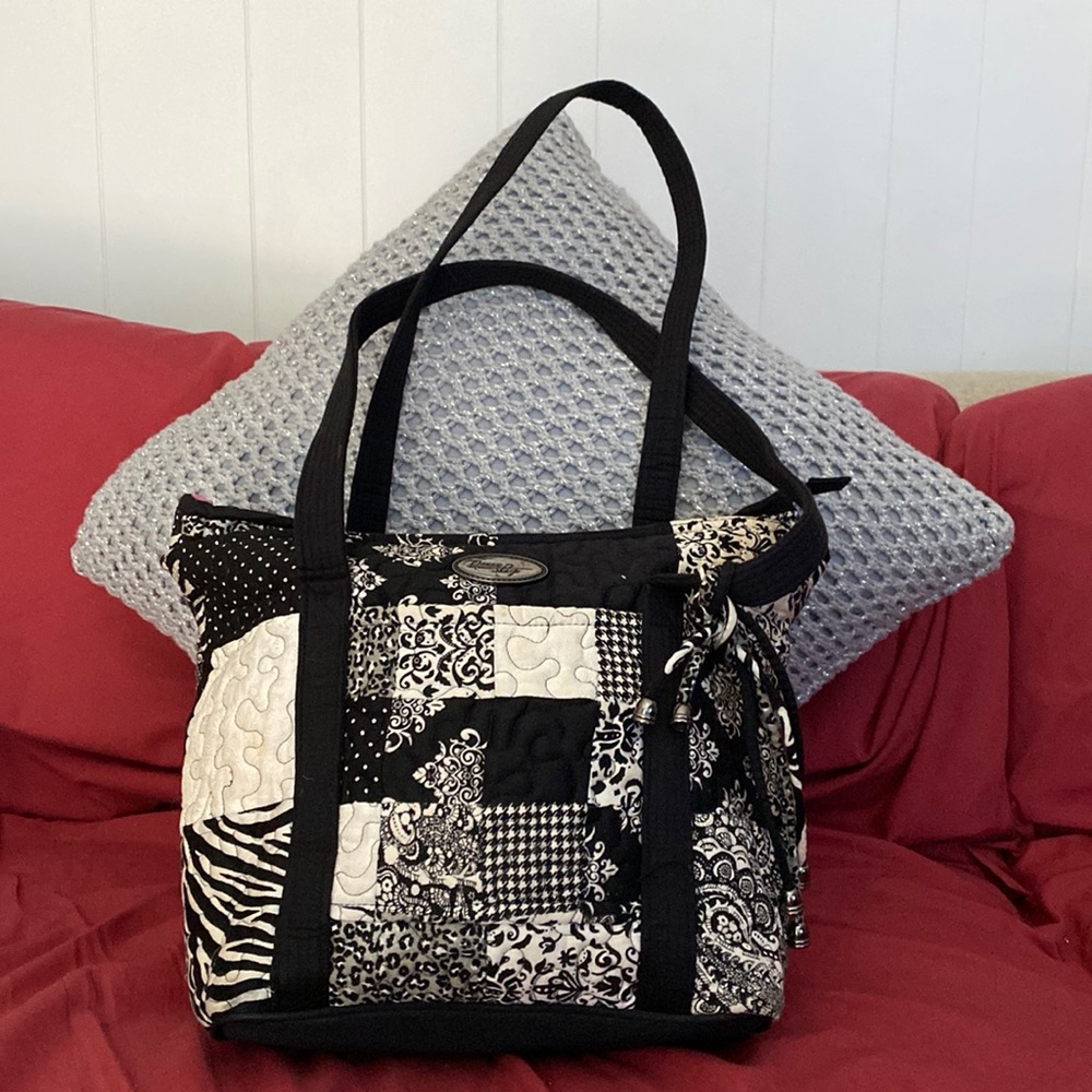 Donna Sharp Bag Bucket Purse
